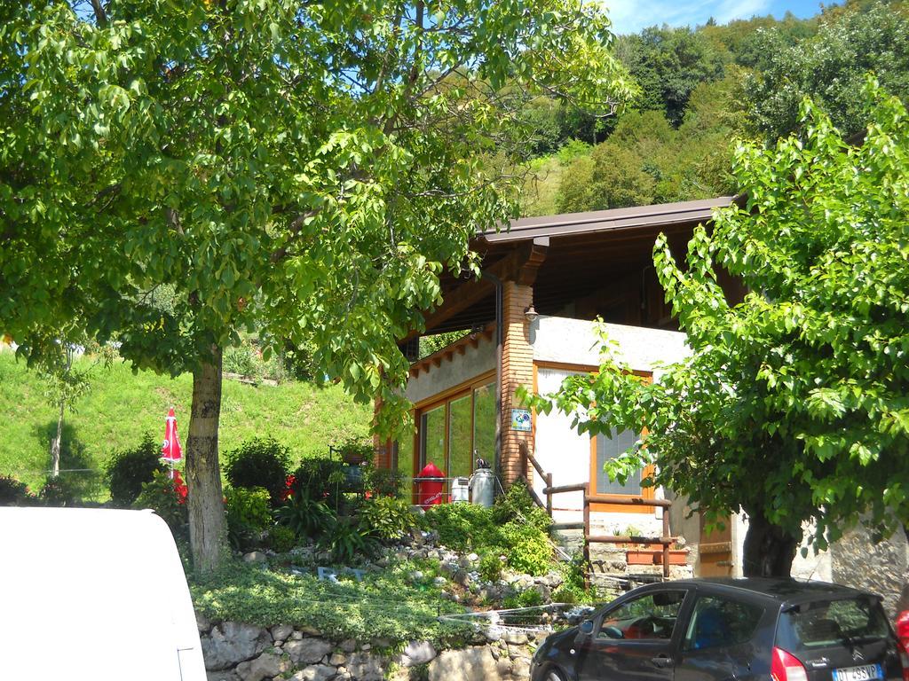 Agriturismo Cascina Lert Marone Buitenkant foto