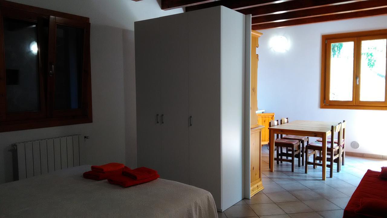 Agriturismo Cascina Lert Marone Buitenkant foto